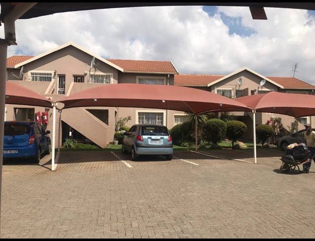 2 BEDROOM APARTMENT RENTED IN GLEN MARAIS